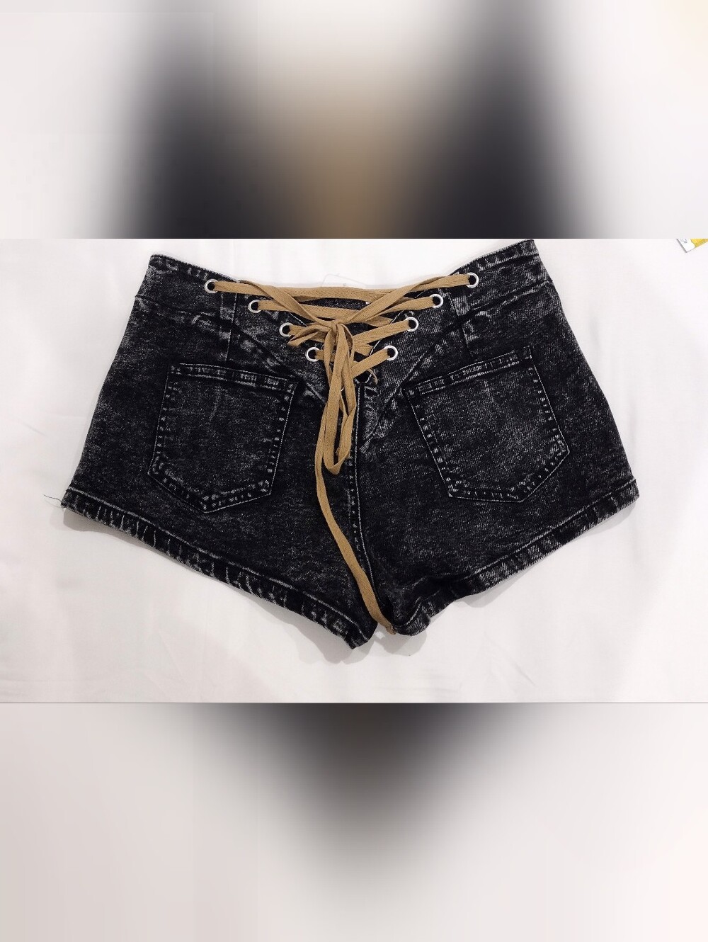 Windsor Sz M Waist Lace-Up Washed Black Denim Shorts